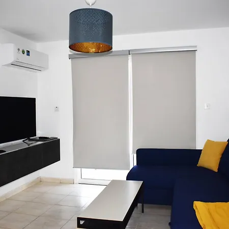 Sunny Rooftop In 91sqm Terrace Delight! Apartament *