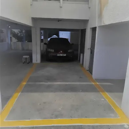 Apartmán Sunny Rooftop In 91sqm Terrace Delight! *