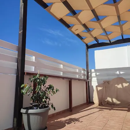 Apartament Sunny Rooftop In 91sqm Terrace Delight!
