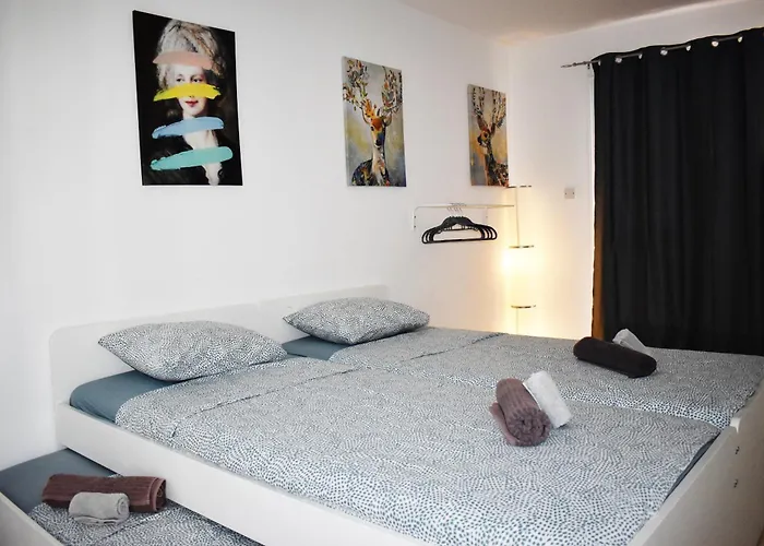 Sunny Rooftop In 91sqm Terrace Delight! Ayia Napa