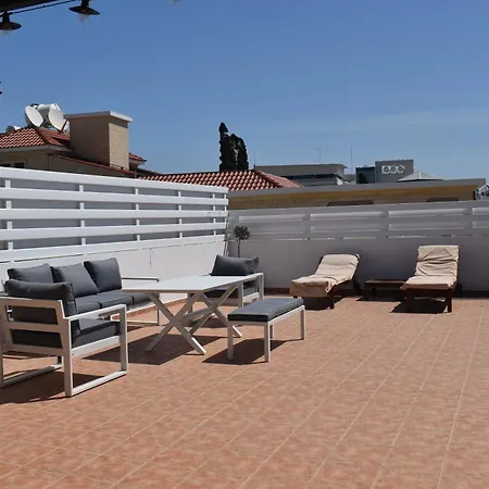 Sunny Rooftop In 70sqm Terrace Delight! Ayia Napa