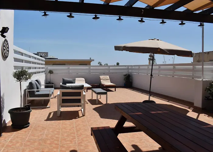 Sunny Rooftop In 91sqm Terrace Delight! * Aya Napa
